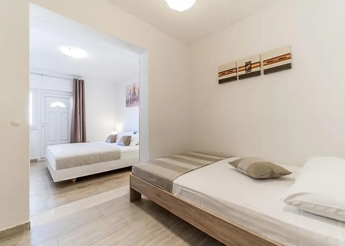 Visic's Place Apartamento *