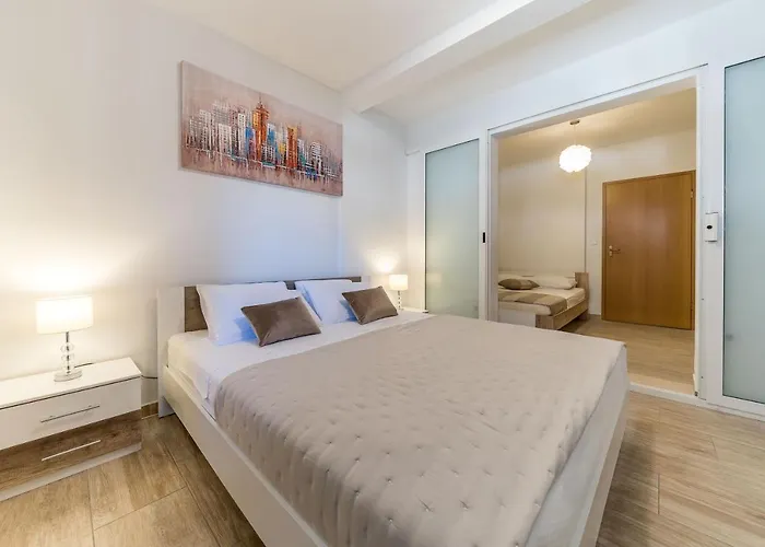 Visic's Place Apartamento *